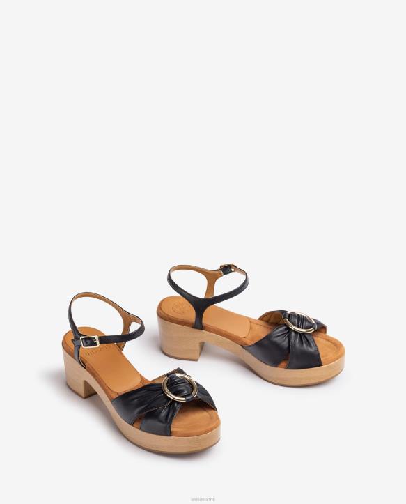 naiset Unisa pyöreäkärkinen sandaali, jossa on koriste mustaT08H118